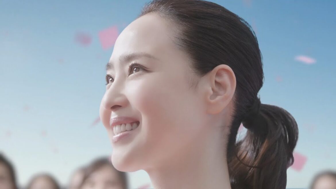 松田聖子 高畑充希がモノクロの砂漠で熱唱！スキンケアシリーズ 「ASTALIFT(アスタリフト)」新CMに出演！