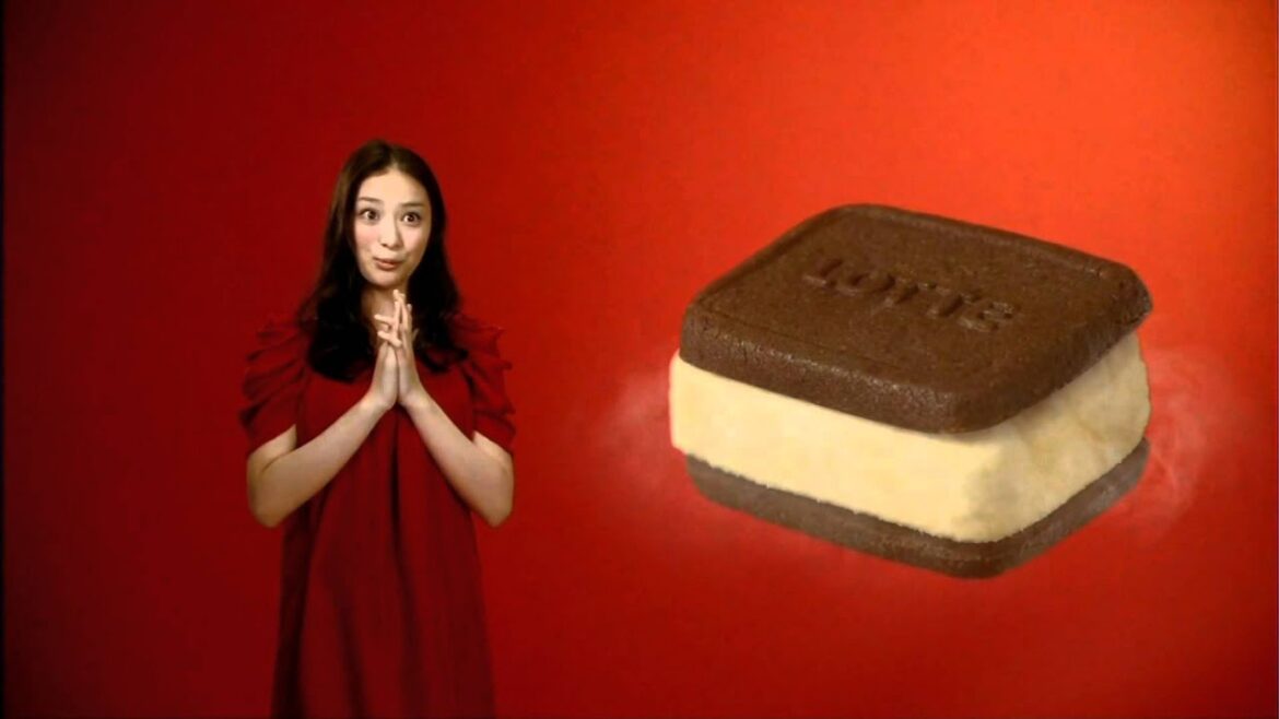 武井　咲　ガーナ　チョコアンドクッキーサンド