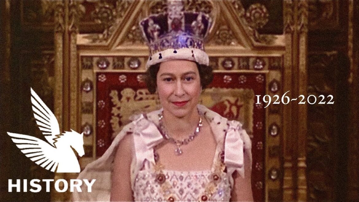 【4K】エリザベス女王二世 戴冠式 - Coronation of Queen Elizabeth II "The Crowning Ceremony"