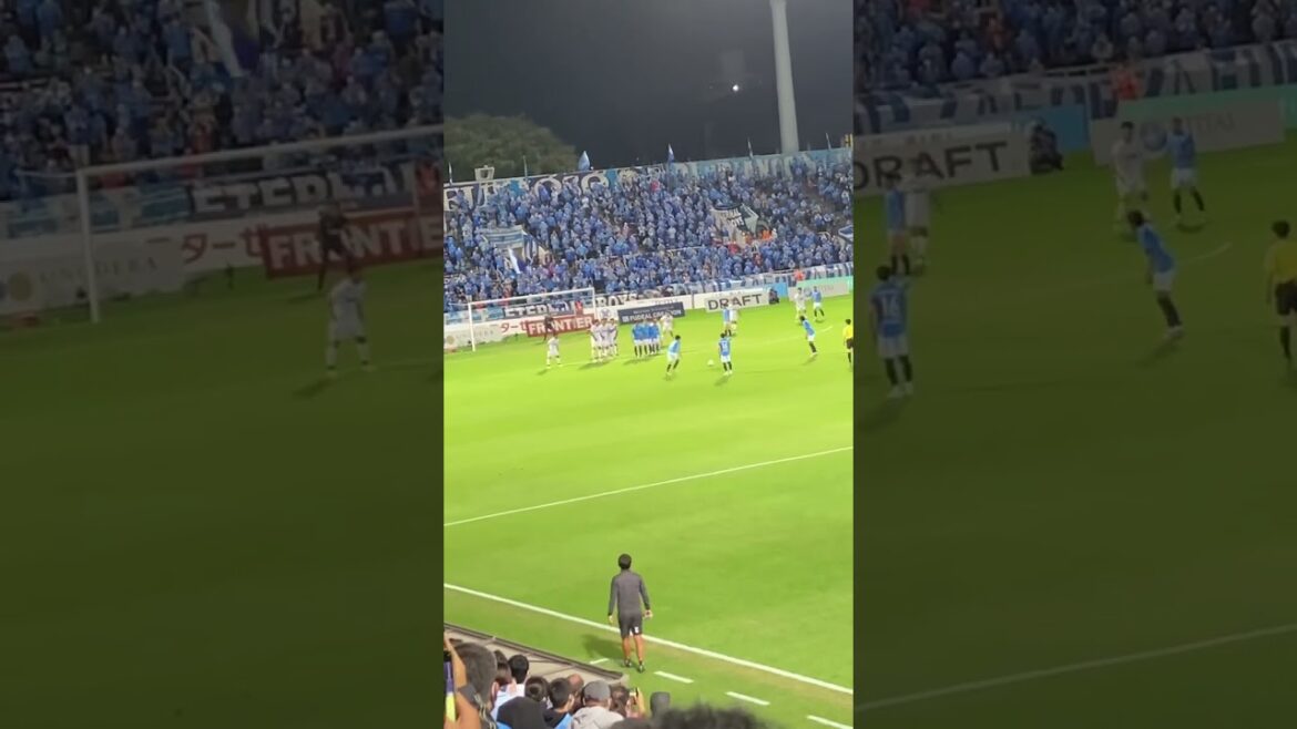 中村俊輔.現役最後のフリーキック,2022年10月16日J2第41節　横浜FC vs ツエーゲン金沢　ニッパツ三ツ沢球技場　中村選手！たくさんの感動をありがとうございました。