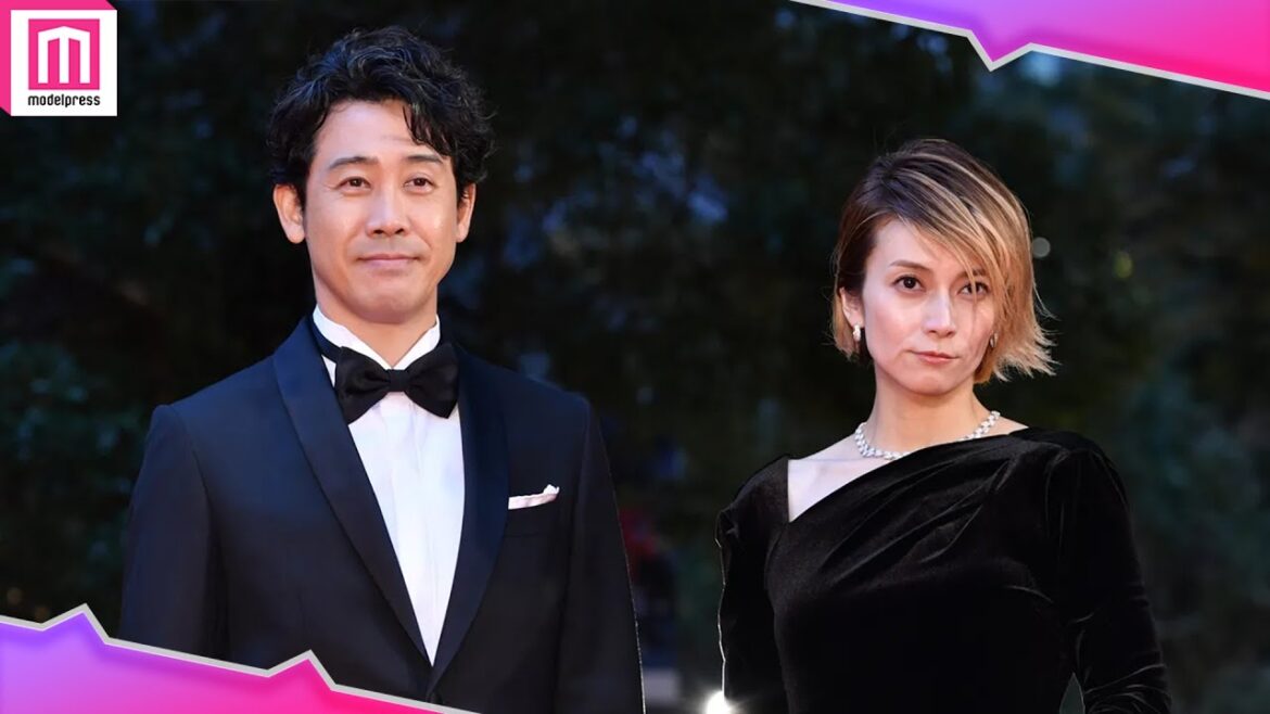 柴咲コウ＆大泉洋、ブラックドレス・タキシードでレッドカーペットのトップバッターを飾る【第35回東京国際映画祭レッドカーペット】