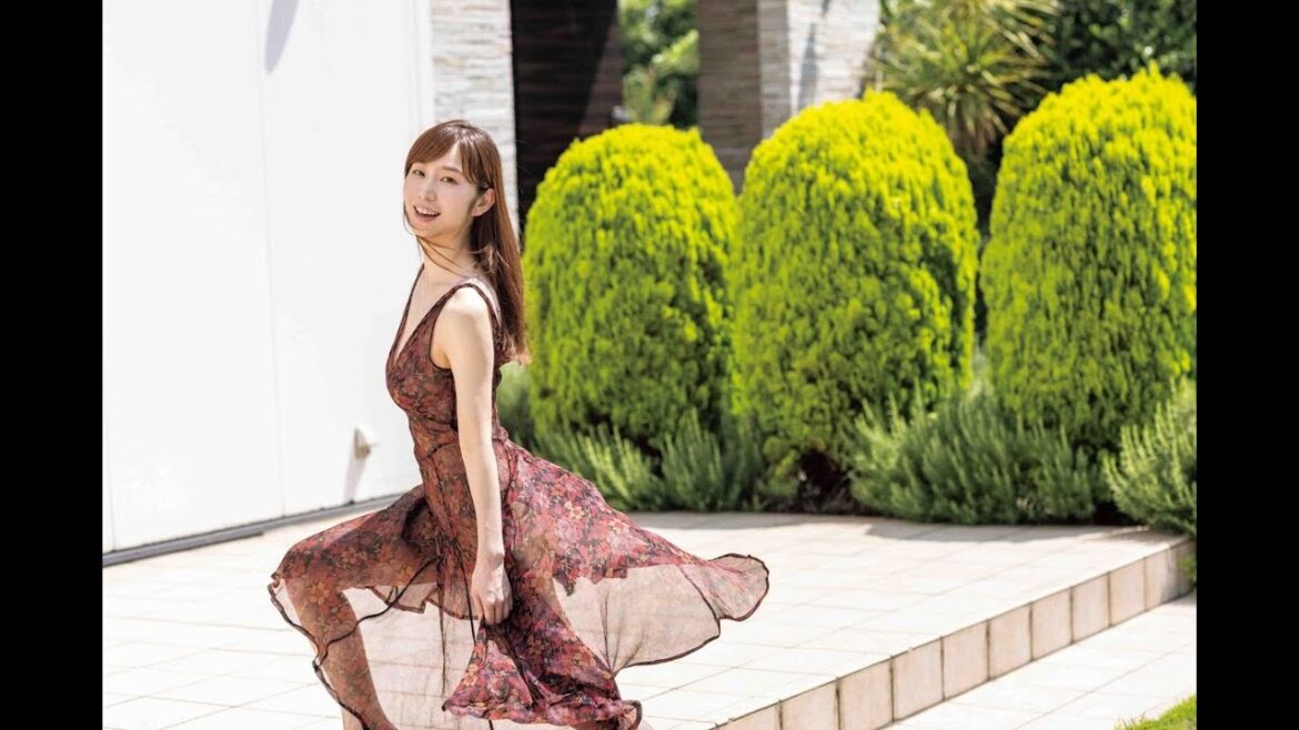 最新ニュース -  塩地美澄、４０歳迎え初の写真集に手応え「私自身新たな１ページ」