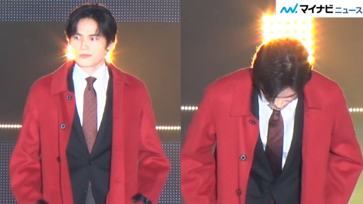 水上恒司、岡田健史から改名後初の大型イベントに参加！サプライズ登場で深々とお礼　『Rakuten GirlsAward 2022 A/W』