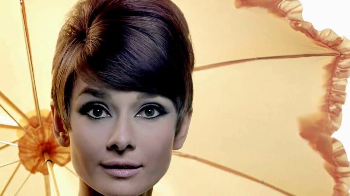 [Iconic Audrey Hepburn]  オードリー・ヘップバーンの完璧な美しさ