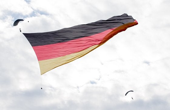 ドイツのゲストは、ナチスの歌で誤って挨拶しました [hungarian] ヤースベレーニの市庁舎 [hungarian source