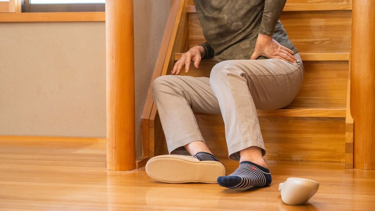 「自宅は安心」と思う人が誤解している転倒の恐怖 滑ったりつまずいたりして転ぶ場所がたくさん! News WACOCA JAPAN