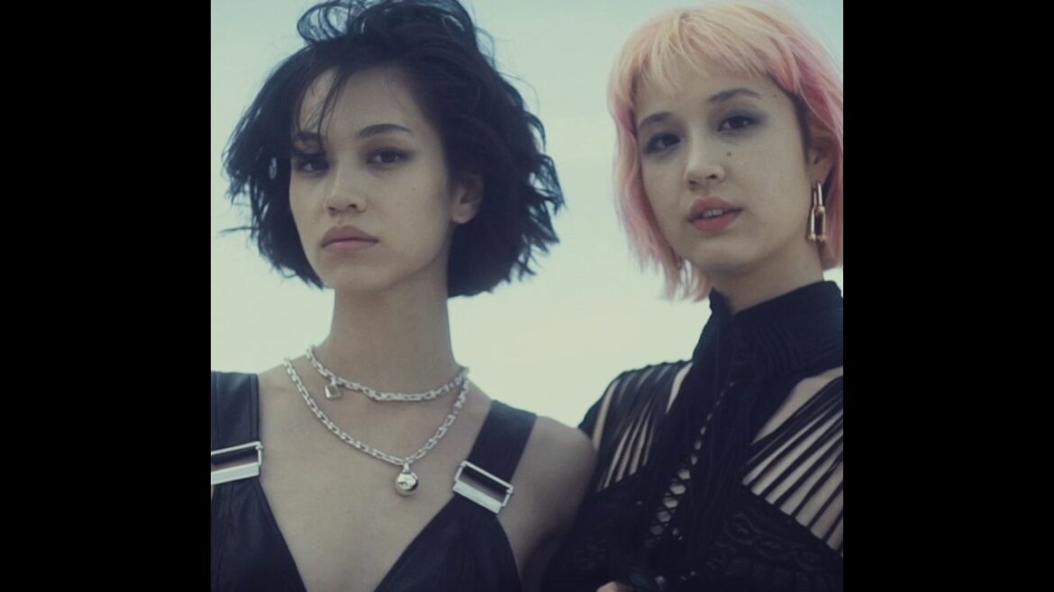 水原希子 & 佑果 in LA「 ロサンゼルスを舞台に挑戦する意味」ショートver. | Numero TOKYO 【Tiffany HardWear】