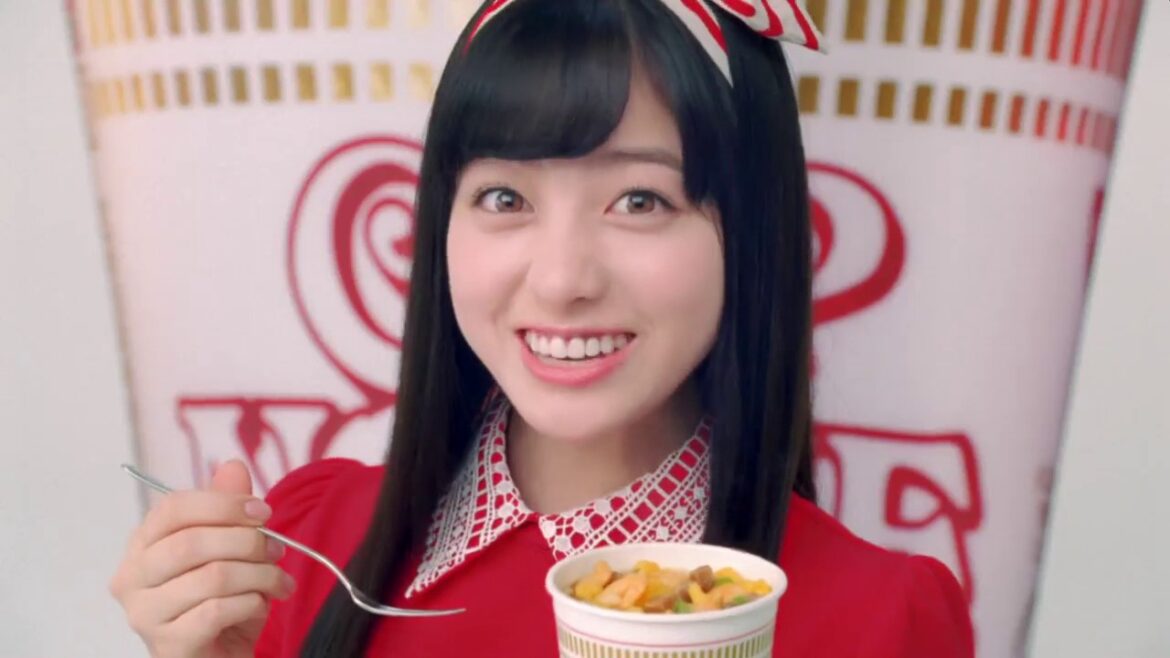 カップヌードル 面白いCM ビートたけし 橋本環奈 小林幸子 おバカ大学