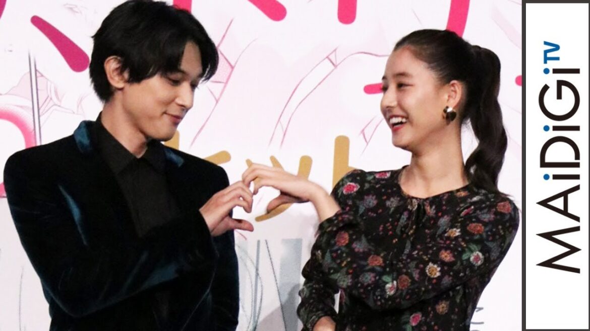 吉沢亮＆新木優子らが“トリコダンス”生披露！投げキスに歓声　映画「あのコの、トリコ。」公開初日舞台あいさつ2