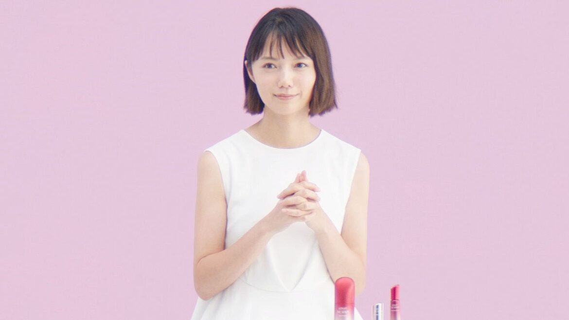 宮崎あおい、新たしくチャレンジしたいことは? 「好きすぎてつい欲張ってしまうモノ」も明かす 「富士フイルムASTALIFT THE SERUM」新CMインタビュー 宮崎あおい、新たしくチャレンジしたいことは? 「好きすぎてつい欲張ってしまうモノ」も明かす 「富士フイルムASTALIFT THE SERUM」新CMインタビュー