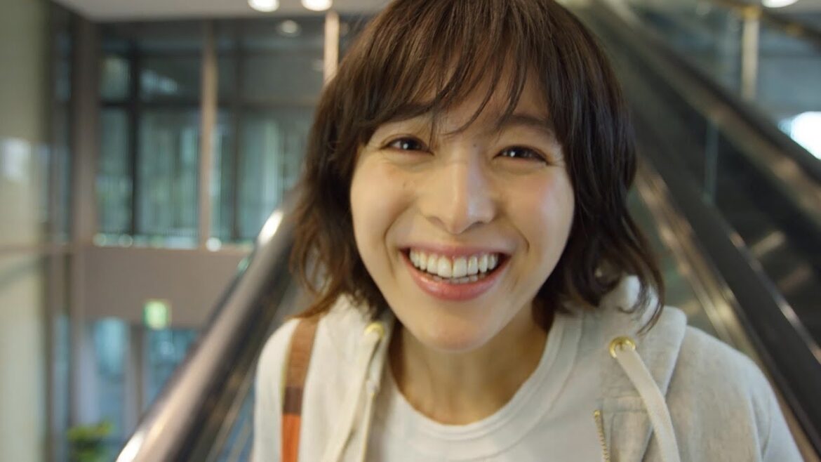 清野菜名、エスカレーチューにおねだりチュー…　30種類のキス動画を公開