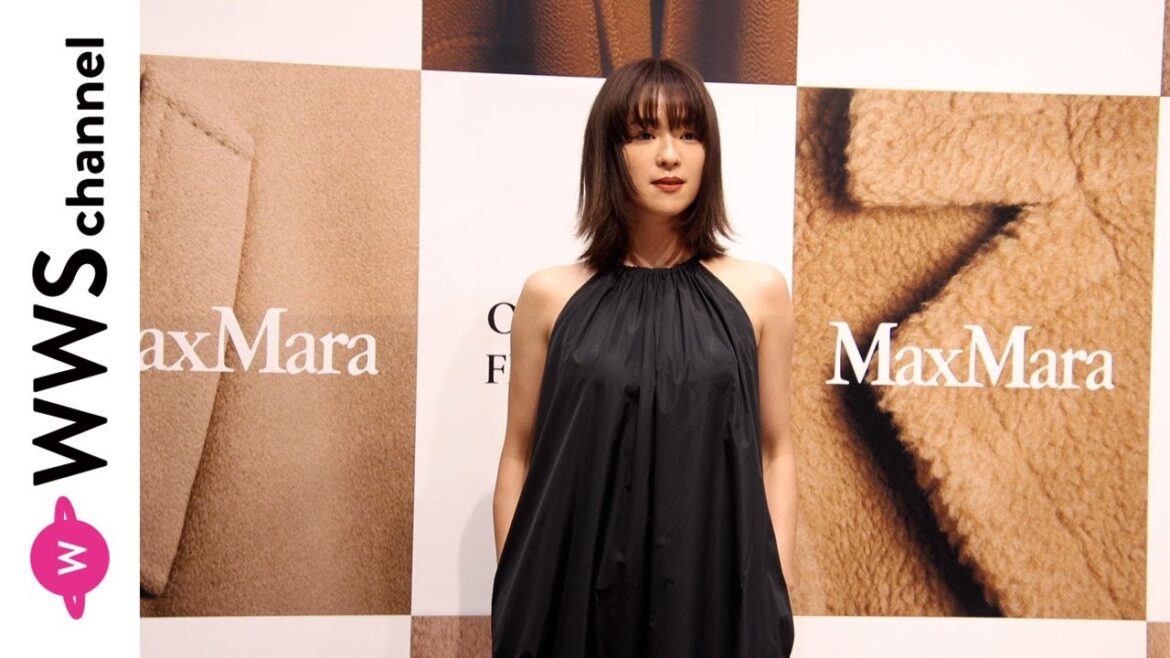 中村アンが肩見せの黒のロングドレスで圧倒的なオーラを醸し出す！