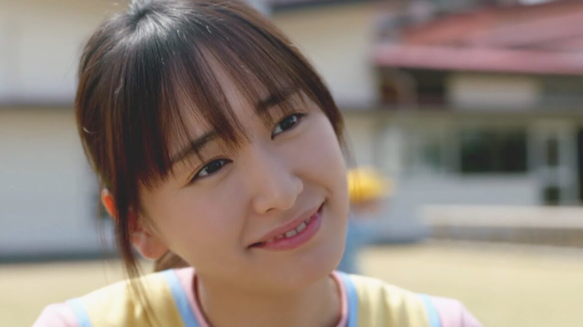 新垣結衣、幼稚園の先生役にチャレンジ　クリネックス新CM 「クリネックス 新垣先生と園児たち ～鬼 ごっこ～」篇