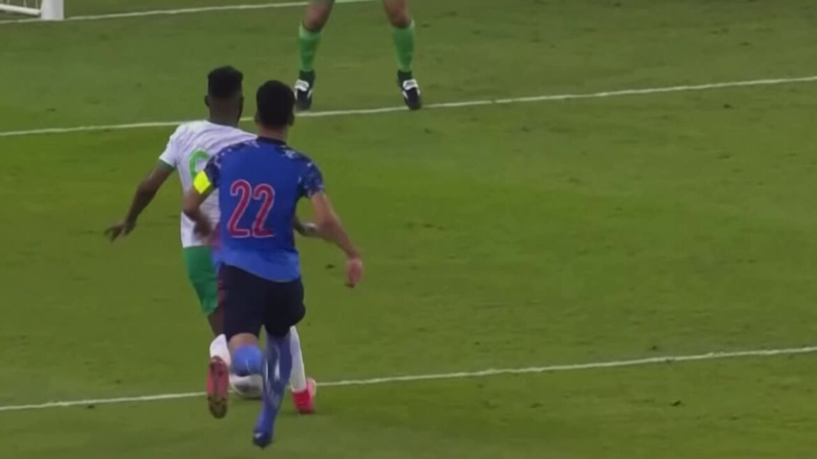 サウジアラビアとの勝ち点差が1に#日本代表 #サウジアラビア #伊東純也 #南野拓実 #ヘンク #リヴァプール #アジア最終予選 #ワールドカップ #スーパー...