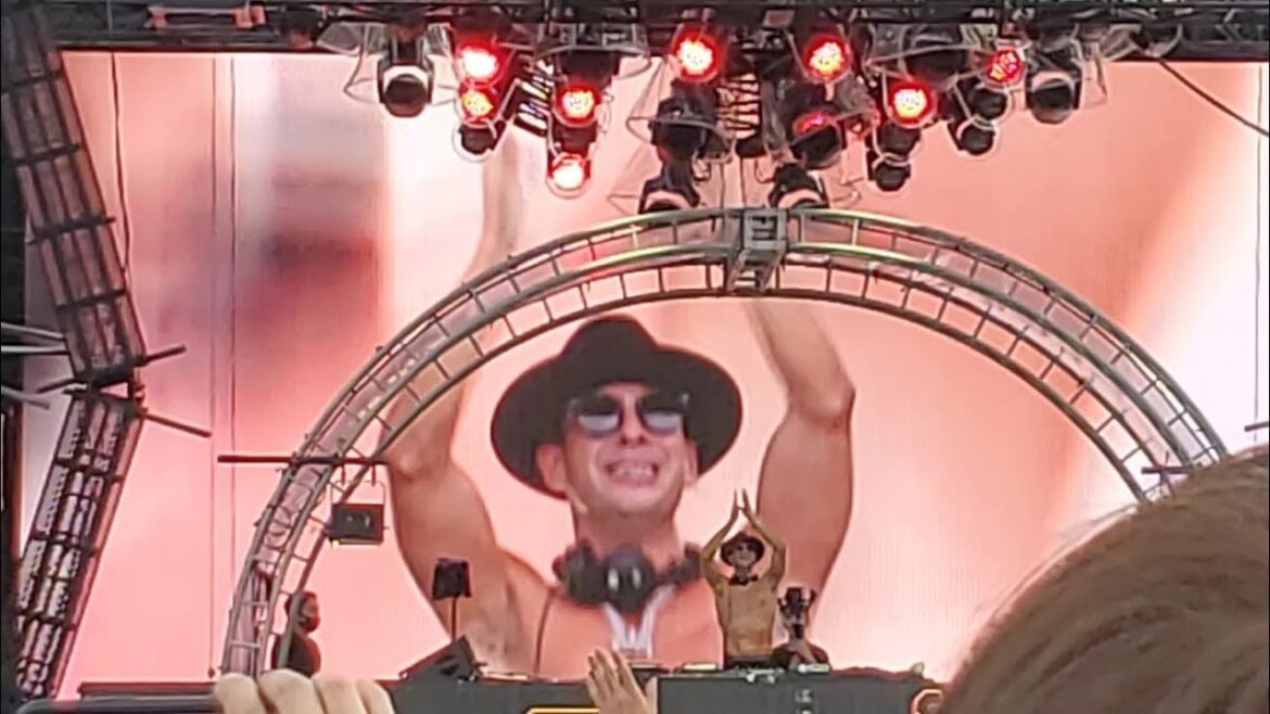 TIMMY TRUMPET  @  ULTRA JAPAN 2022