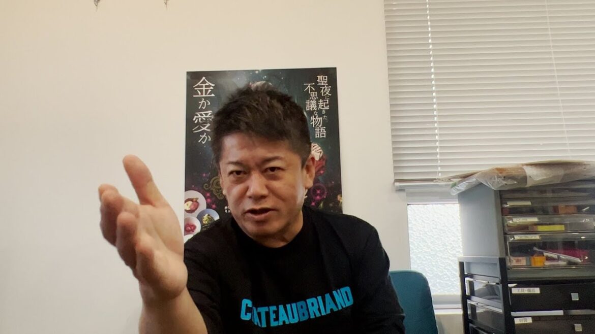 イーロン・マスクのTwitter社員大量解雇とアカウントバン解除の動きについて解説します イーロン・マスクのTwitter社員大量解雇とアカウントバン解除の動きについて解説します