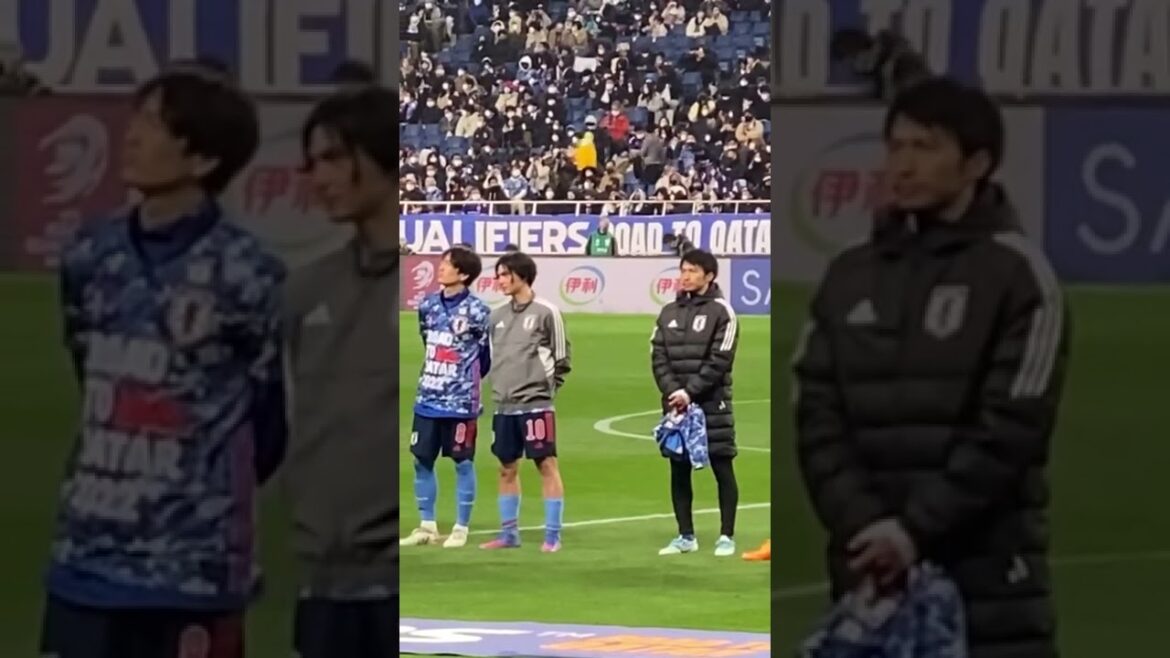 【現地映像】監督の話を全く聞かない南野拓実と原口元気　#サッカー日本代表 #南野拓実 #原口元気　#ベトナム戦