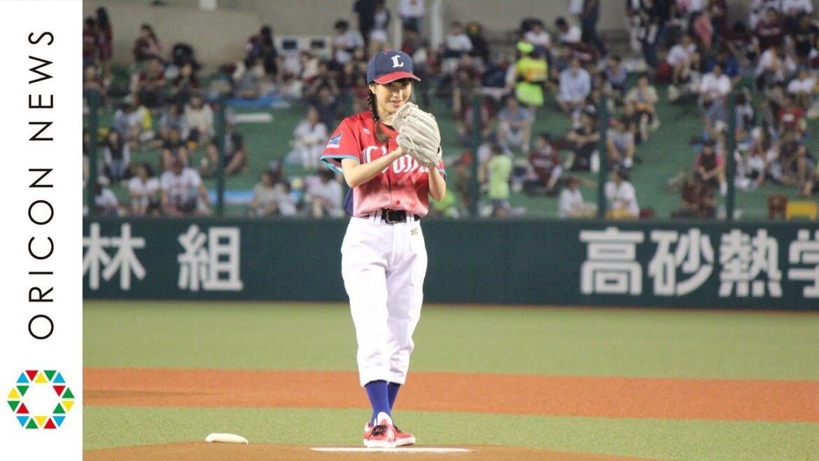 ももクロ・百田夏菜子、始球式で見事なノーバン2連発　因縁の相手「ライナ」に完勝　『ライオンズ フェスティバル 2017』