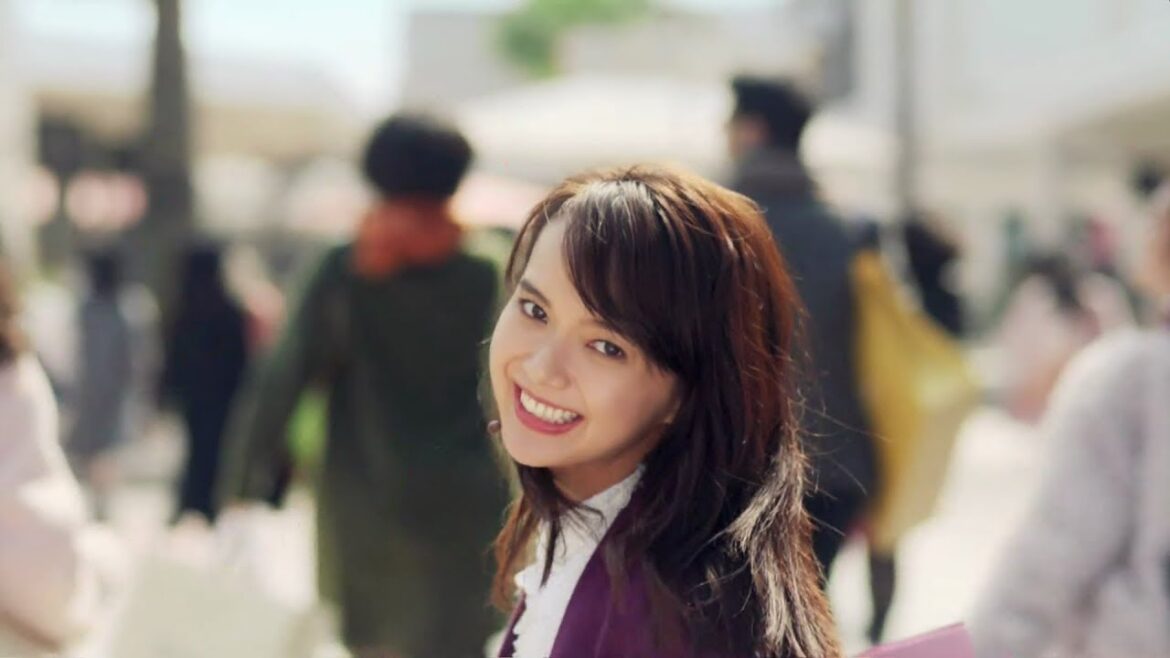三井アウトレットパーク「新春サプライズ」篇 CM（15秒）2017.12 多部未華子