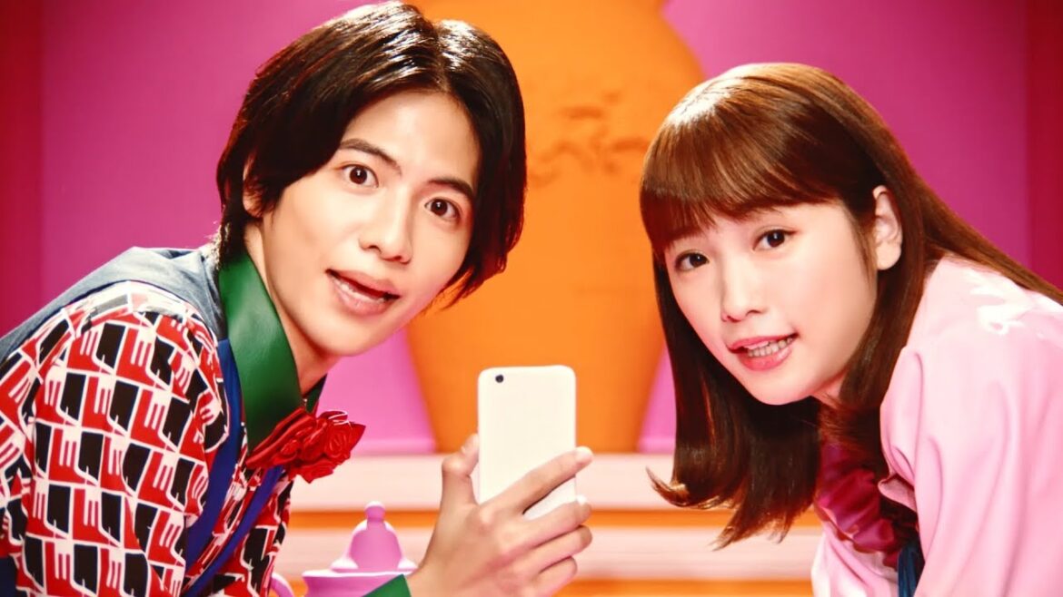 川栄李奈＆志尊淳、売れっ子2人が「もっと売れたい！」　フリマアプリ『ラクマ』CM「売れた篇」