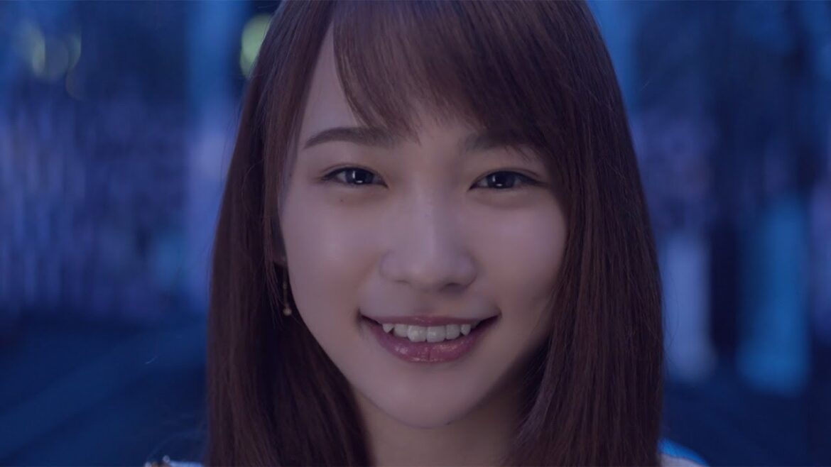 “彼氏”もあ然…　川栄李奈、水族館デート中にひょう変？　「オリックスグループ」新CM「水族館」編