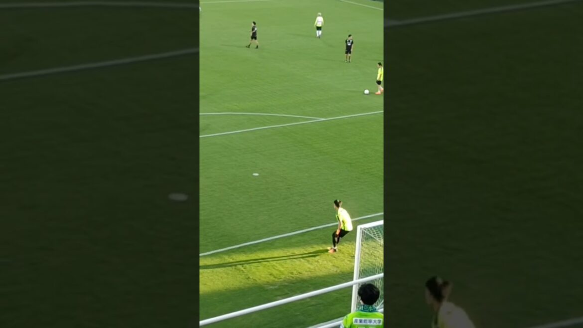 日本代表🇯🇵町野修斗vs谷晃生  町野の右足、スピードとコースエグい (フルサイズはチャンネル動画で)  2022.7.30 ジュビロ磐田vs湘南ベルマーレ 【#湘南ベルマーレ】