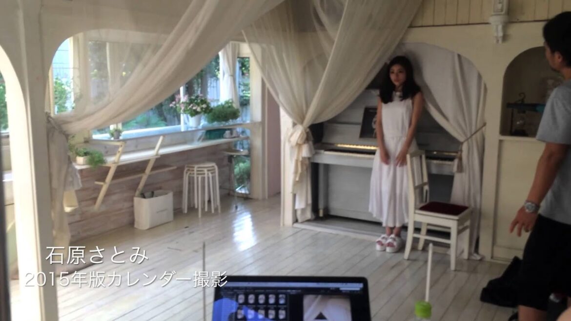 石原さとみ2015年版カレンダー発売決定！メイキングを大公開！！