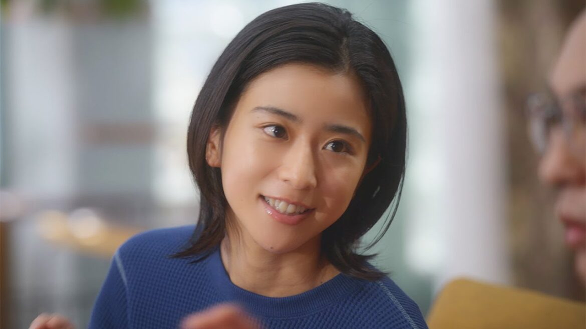 黒島結菜、松重豊と親子役で初共演　部屋探しする父娘のほっこりとする掛け合いに注目　アットホーム新CM「アットホーム家族」4編