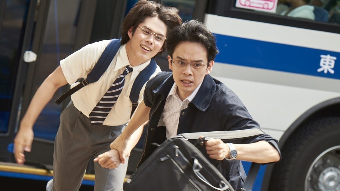 池松壮亮、新人・細田佳央太の「顔が好き」衝撃の“町田走り”も　映画「町田くんの世界」メーキング映像