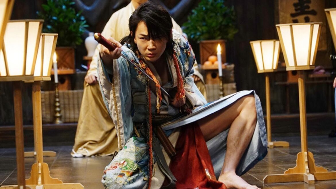 綾野剛が殺陣披露　北川景子の謎のダンスも　映画「パンク侍、斬られて候」特報公開