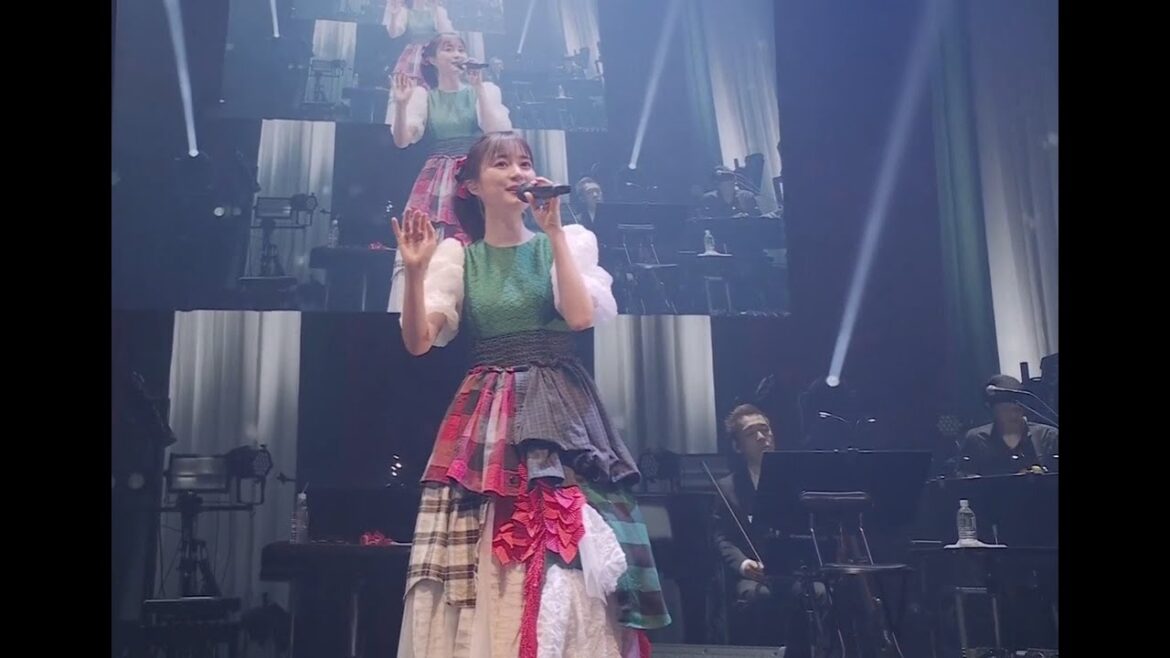 生田絵梨花  (元乃木坂46)  のソロライブ「Erika Ikuta 2022 winter fun」Solo Live