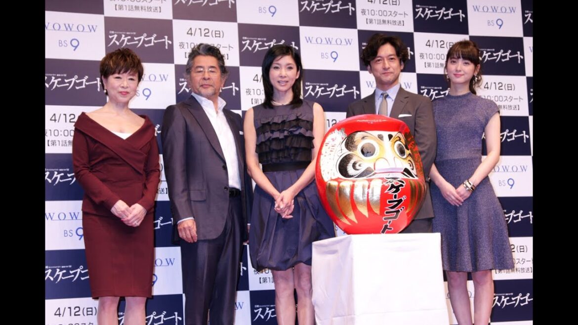 黒木瞳「スケープゴート」ヒット祈願!ダルマの目に「黒き瞳」 黒木瞳「スケープゴート」ヒット祈願!ダルマの目に「黒き瞳」