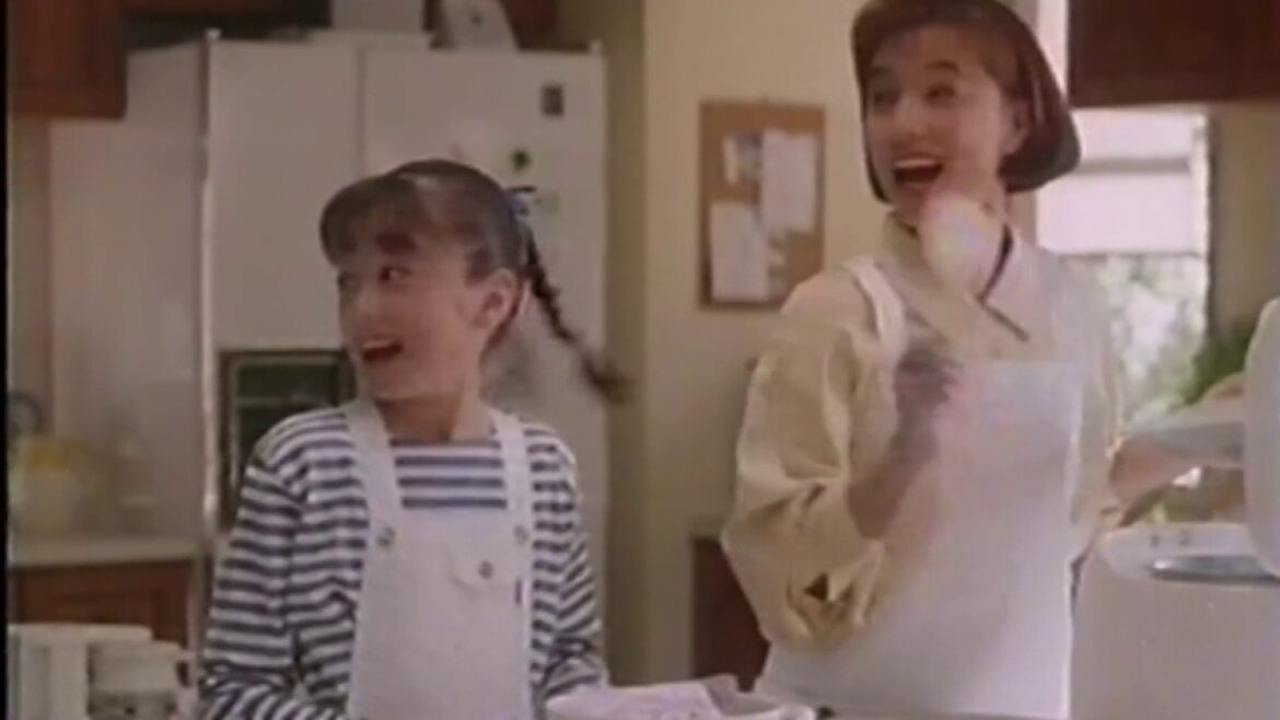 ハウス食品『カリー工房』 CM 【安達祐実・榊原郁恵・植草克秀】 1994/04