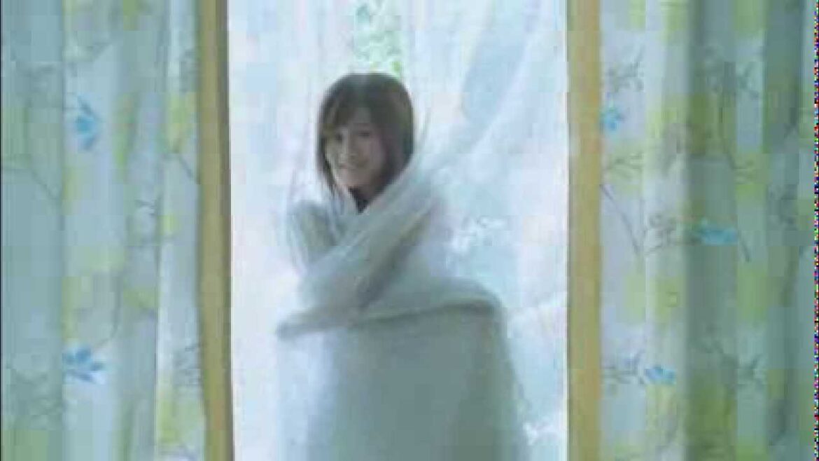 前田敦子 花王 ロリエ しあわせ素肌F CM 30秒 HD