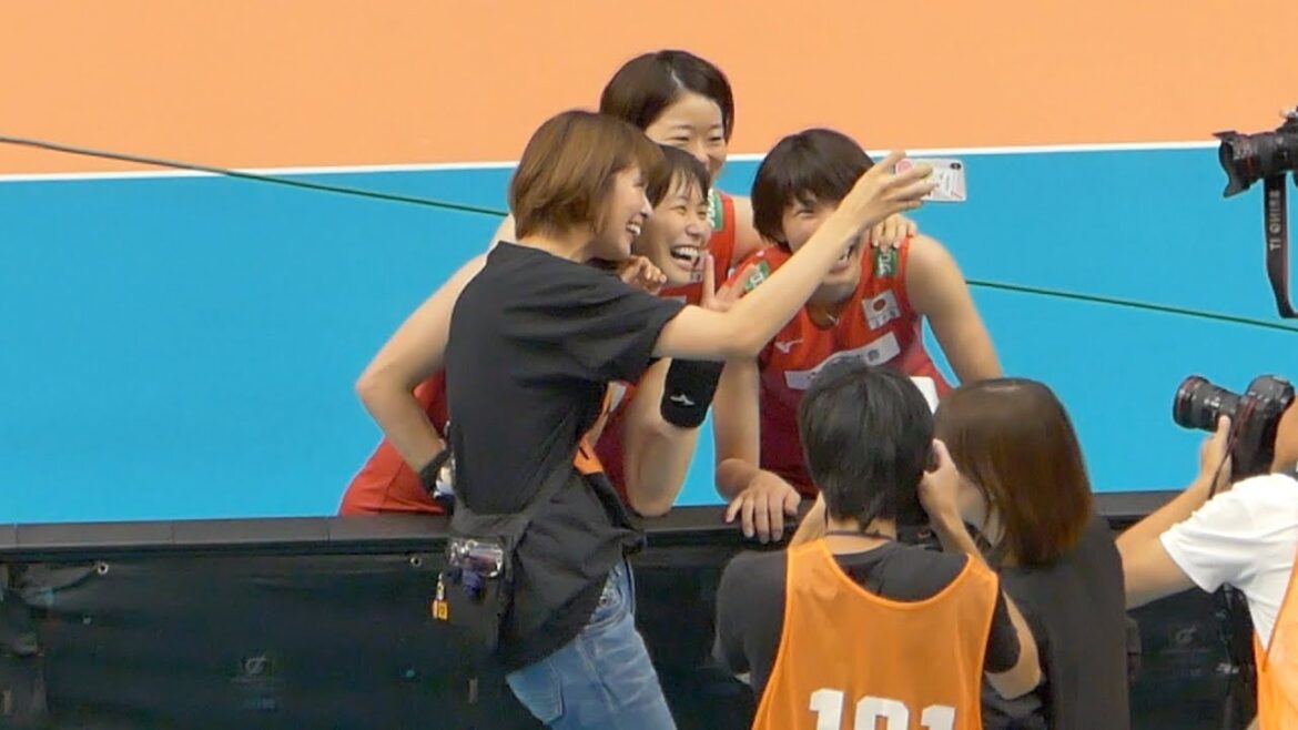 181001世界バレー_横浜 火の鳥OG 木村沙織 狩野舞子大山加奈 volleyball Japan วอลเลย์บอล 배구