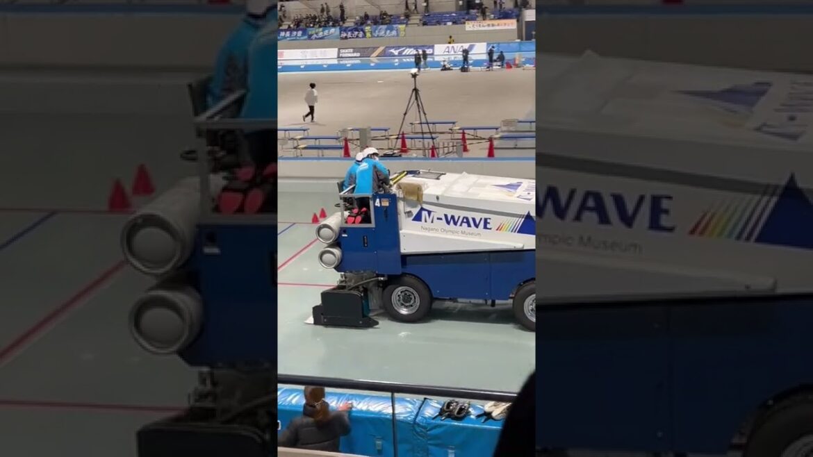 小平 奈緒 選手 ラストレース前  エムウェーブ 整氷中〜🚜 #shorts
