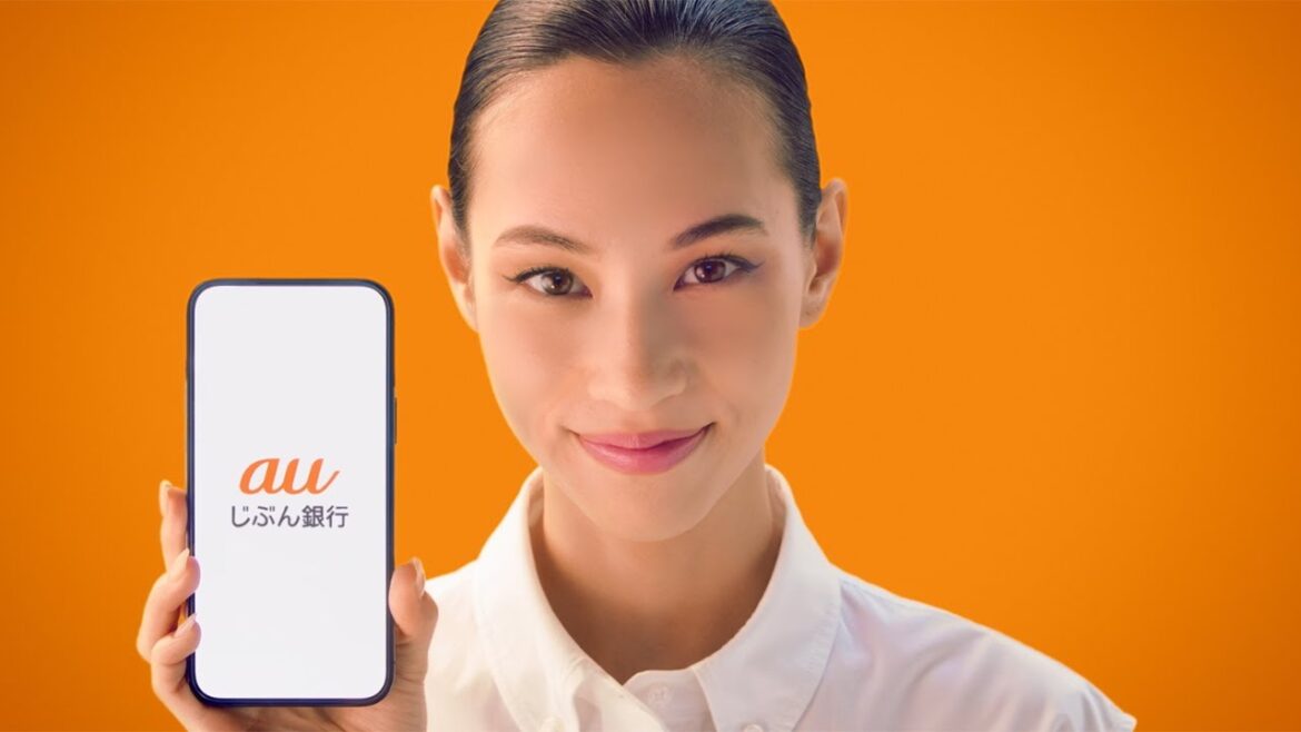 水原希子、真っ白ワンピで爽やかにアピール　auじぶん銀行新CM「住宅ローン　じぶんらしく賢く」