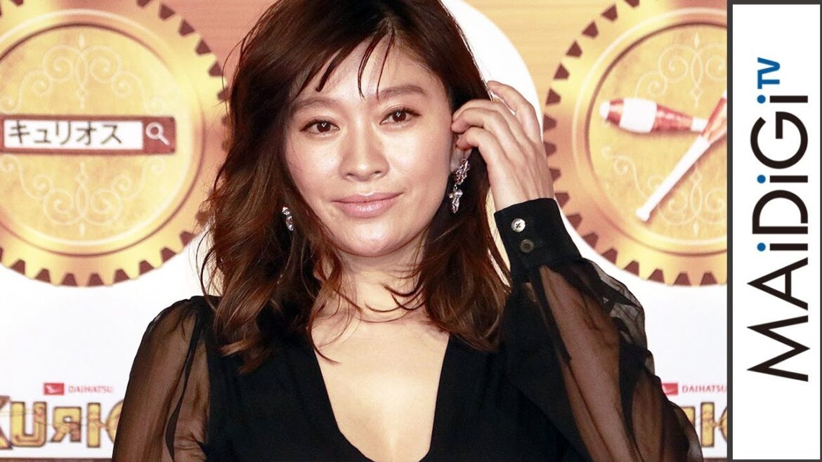 篠原涼子、大人の大胆ドレスで魅了　家族で観劇の思い出「子供が泣いちゃって…」　シルク・ドゥ・ソレイユ「ダイハツ キュリオス」日本公演グランドオープニング5