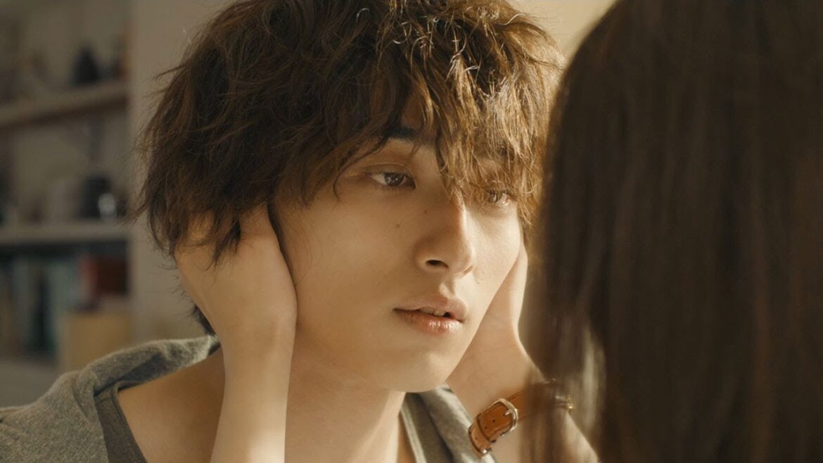 BTSが主題歌「Your eyes tell」横浜流星&吉高由里子、美しいキス 映画「きみの瞳が問いかけている」予告編