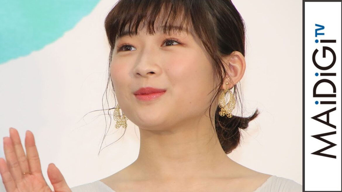 伊藤沙莉、ワンピ×パンツで最旬レイヤードコーデ