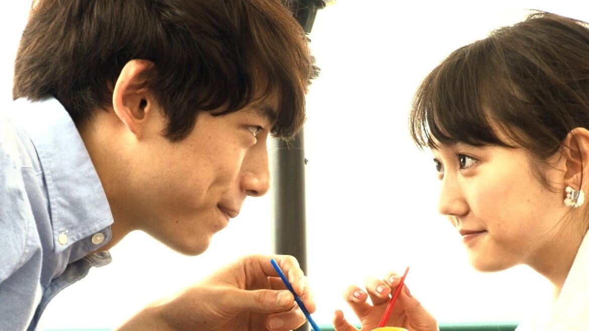 ノンノ８月号　鈴木友菜・坂口健太郎“「さりげペア」がしたい！”　撮影を直撃