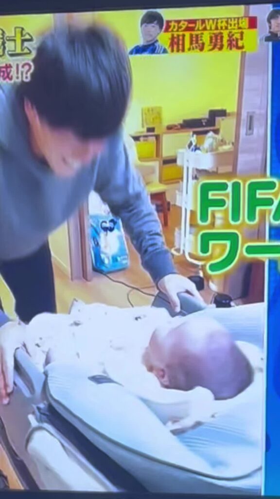 ドラミちゃんと息子さんかわいすぎる#相馬勇紀#ドラミちゃん #サッカー #相馬勇紀選手 #相馬勇紀結婚 #サッカー日本代表 #fifaworldcup #fi...