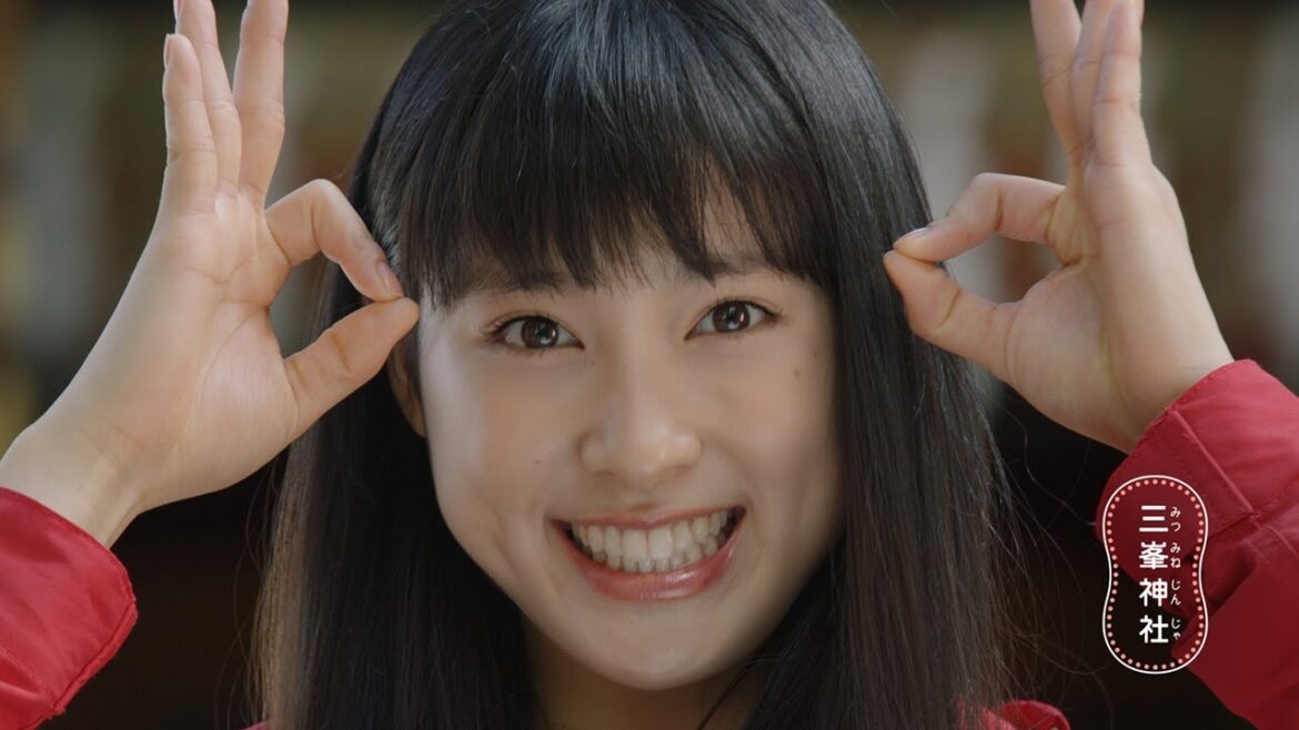 土屋太鳳、話題の“ちちんぶいぶいダンス”がパワーアップ！「西武鉄道」新CMが公開