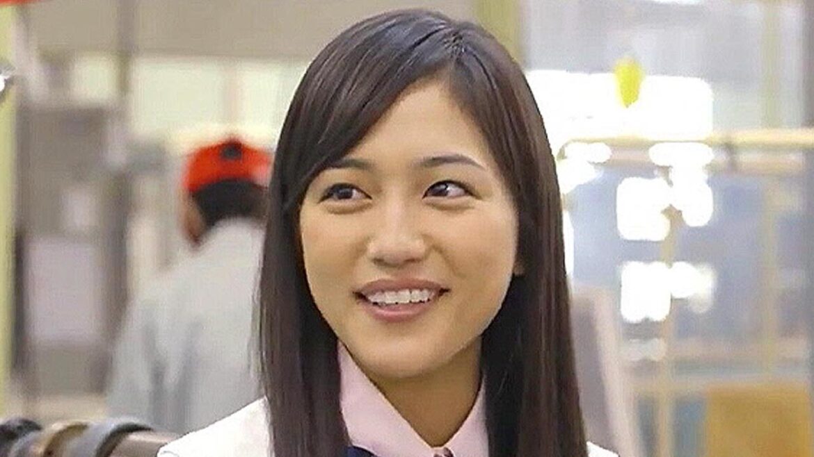 いいなCM　ブリヂストン　アルベルト　川口春奈　「試験場見学」篇
