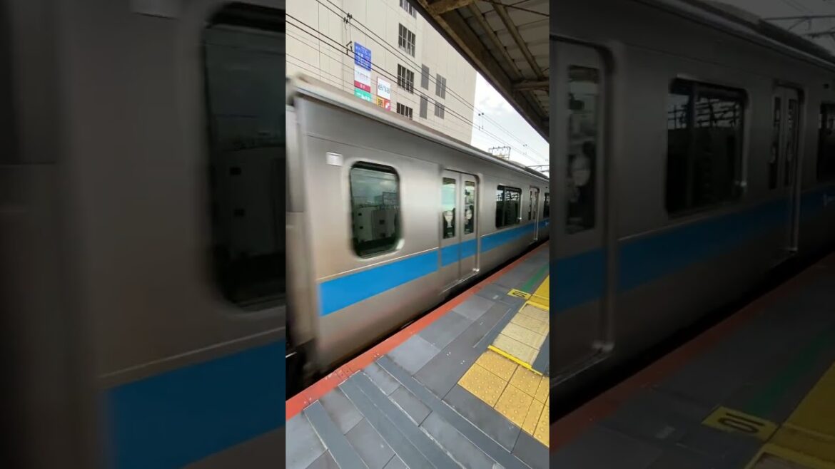 JR常磐緩行線・亀有駅にて 小田急線直通・成城学園前行き車両が入線