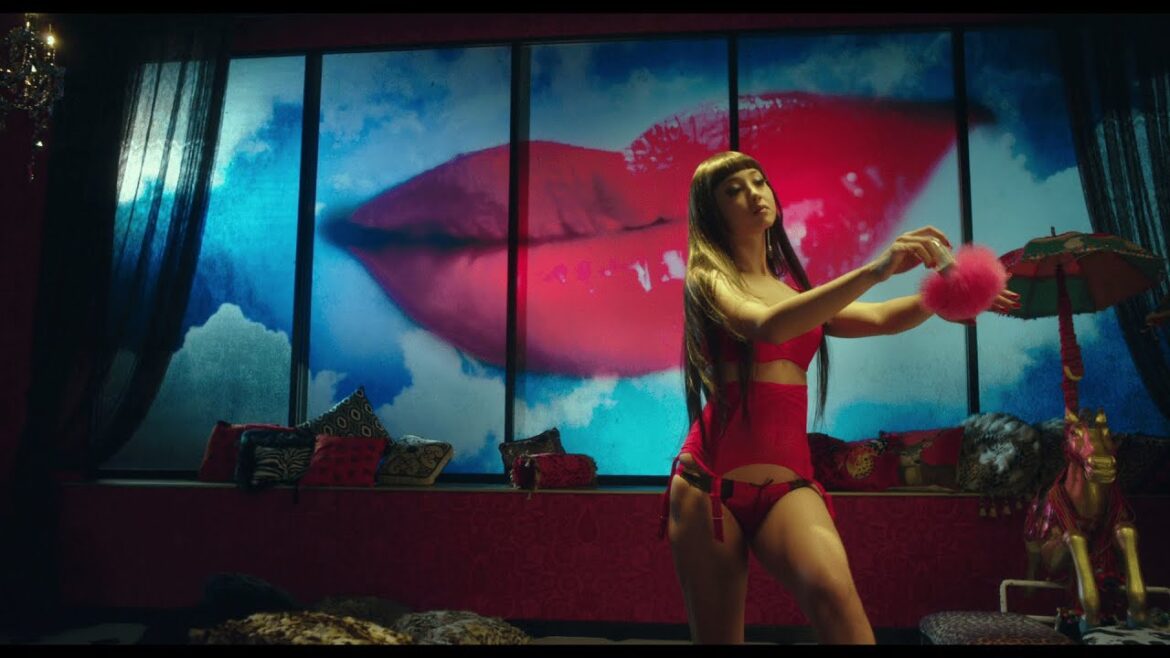 「The Cinema of MIKA NINAGAWA」Edited by KE1CHI 「The Cinema of MIKA NINAGAWA」Edited by KE1CHI