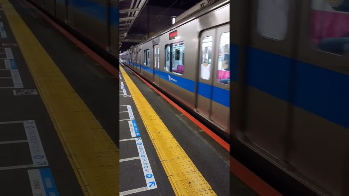 小田急線が一瞬だけ頑張るモーター音 #shorts