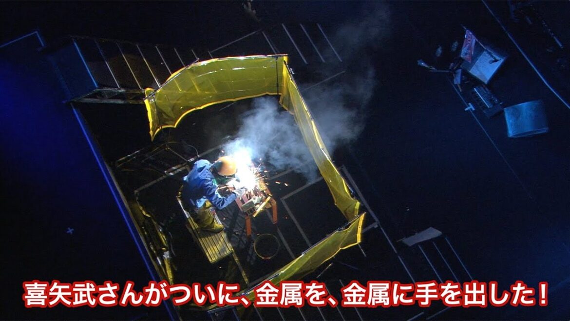 ゴールデンボンバー「抱きしめてシュヴァルツ」Live 2012/1/14 日本武道館