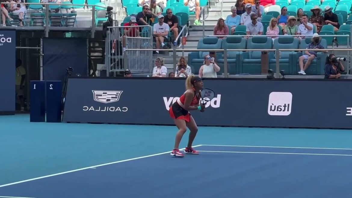 左利き編集の大坂なおみのフォアリターン（スロー）/Naomi Osaka Forehand Return Slow Motion 【Lefty】 [A2]