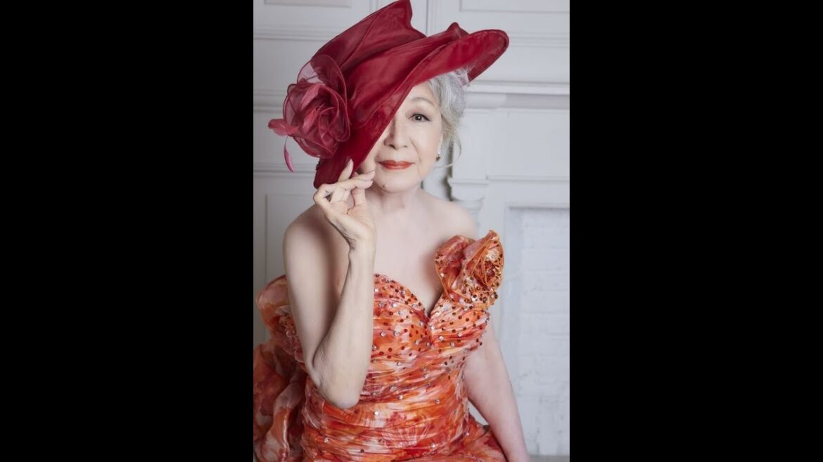 生涯女優！今年９０歳の草笛光子、気品あふれるドレス姿に絶賛の嵐！ファッションバイブルで奇跡の美貌